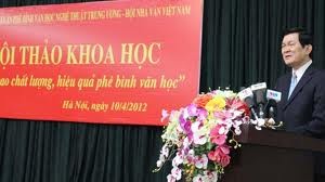 President calls for improved literary criticism   - ảnh 1